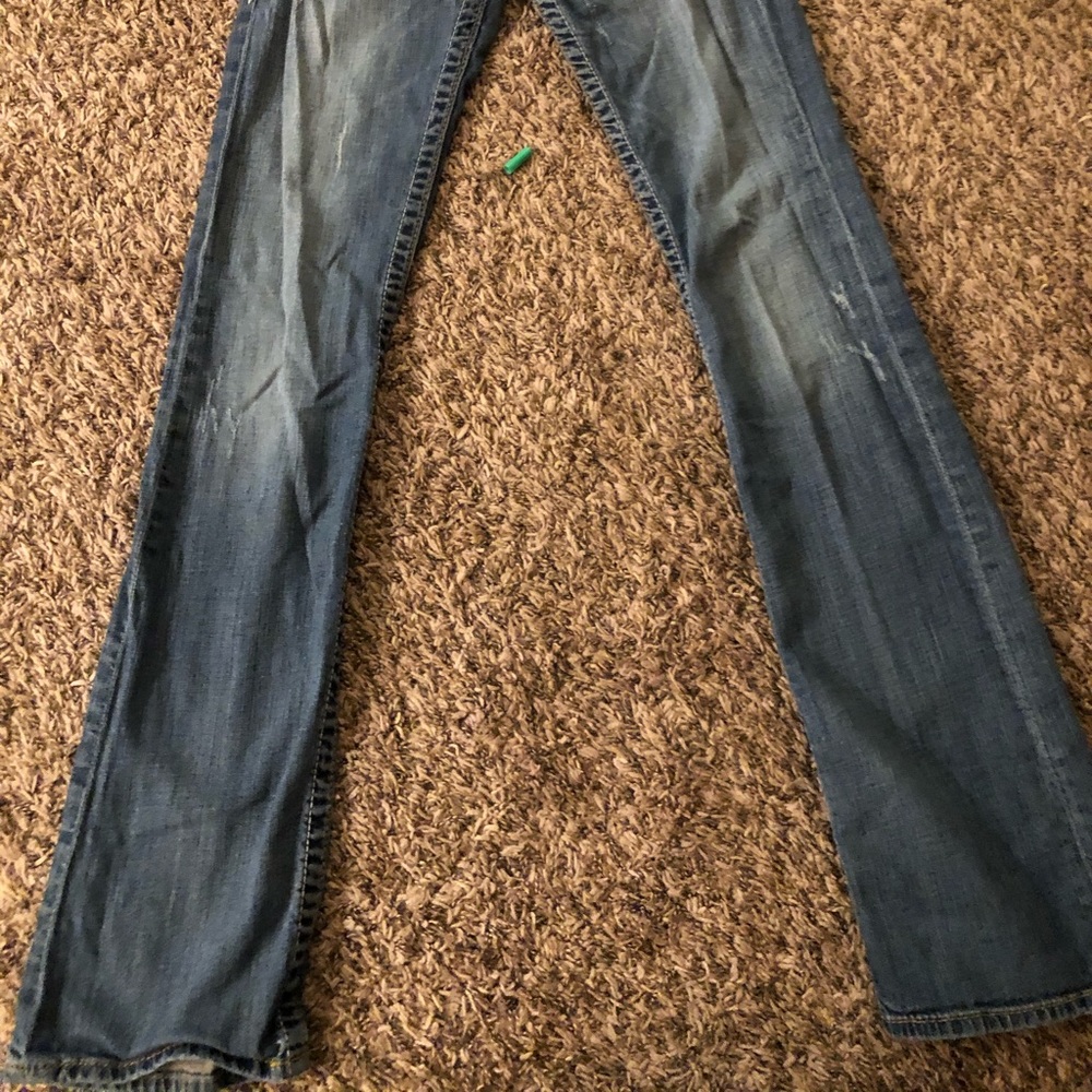 Jean - Picture 3 of 4